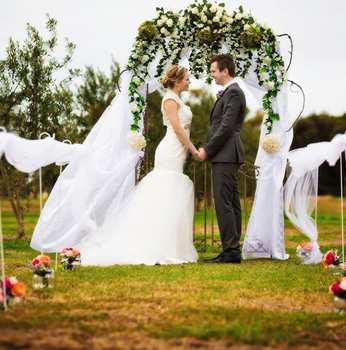 Wedding ceremony at garden wedding venue in Melbourne